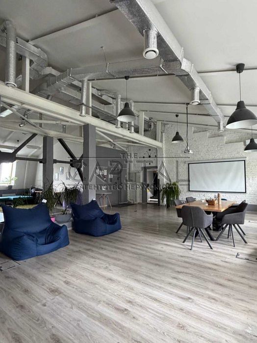 Оренда просторого офісу площею 880 м² на 4 поверсі, центр, є меблі! 10 хвилин пішки від метро «Золоті ворота»