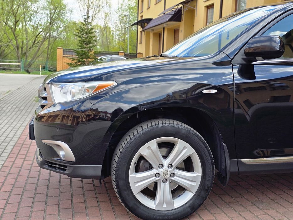 Toyota  Highlander 2012 рік 3,5 Газ-бензин
