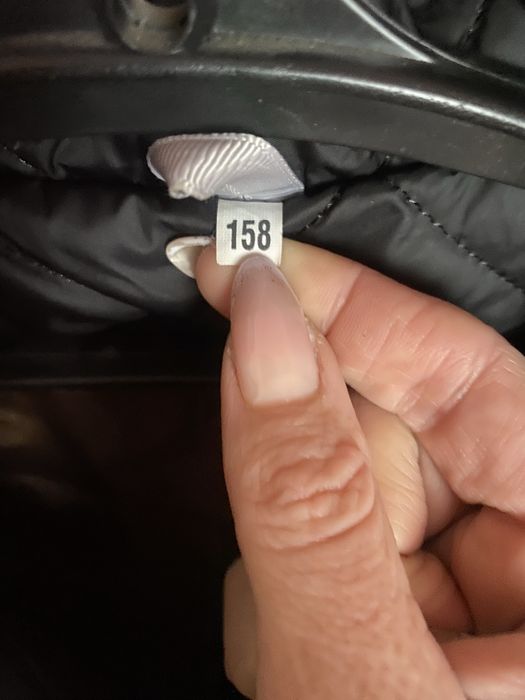 Осіння жіноча куртка