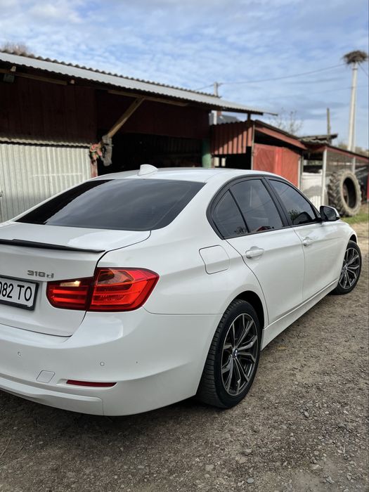 бмв f30 318d 2013