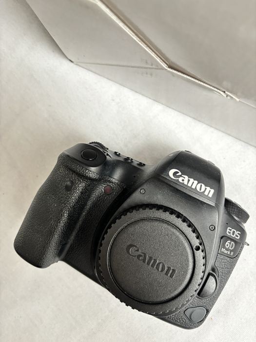 Canon eos 6d mark ii body