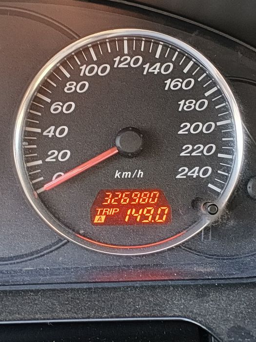 Продам машину Мазда 6 газ.бензин 2 литра