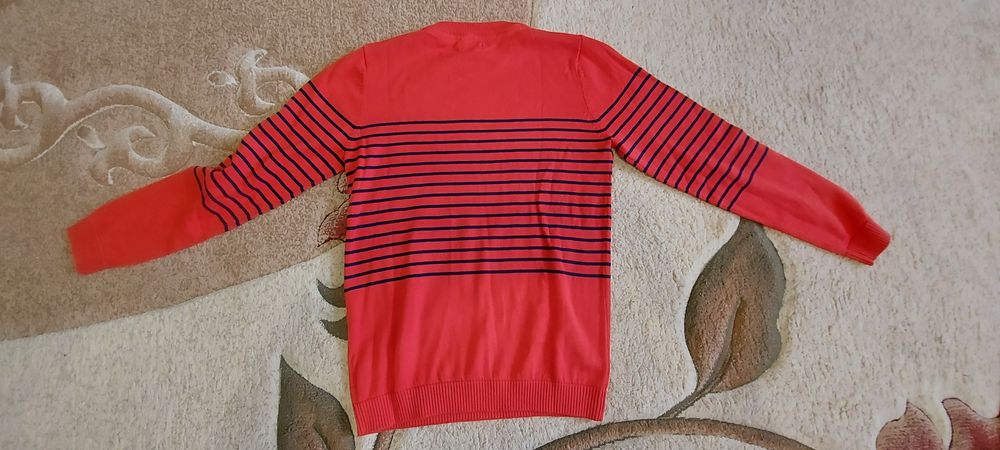 Кофта трикотажна на дитину 10-11 років