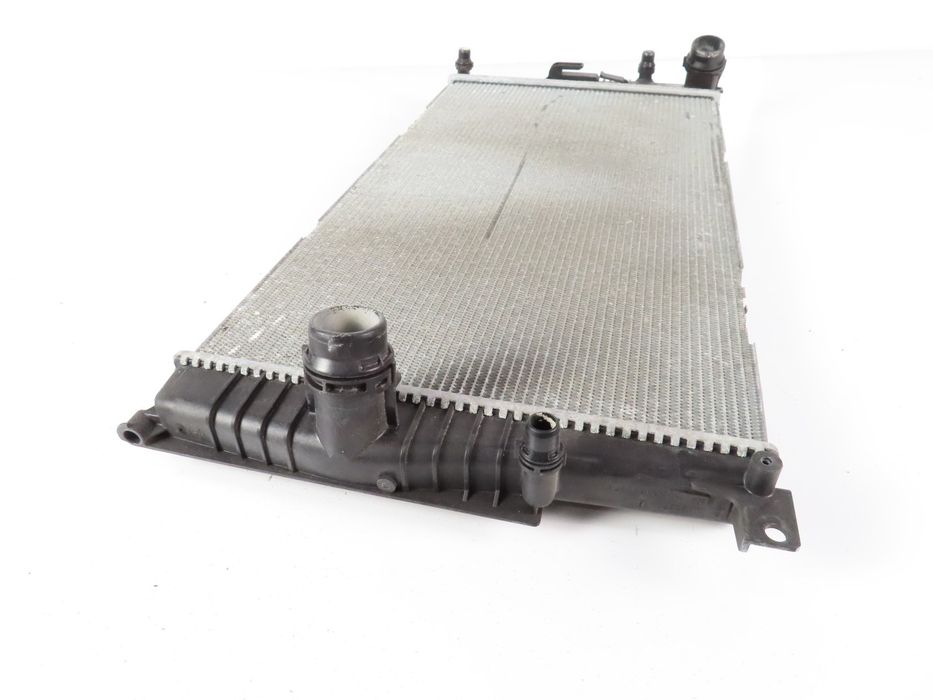 Radiador De Água Bmw 3 Ref: 17117600518 / 17118482946