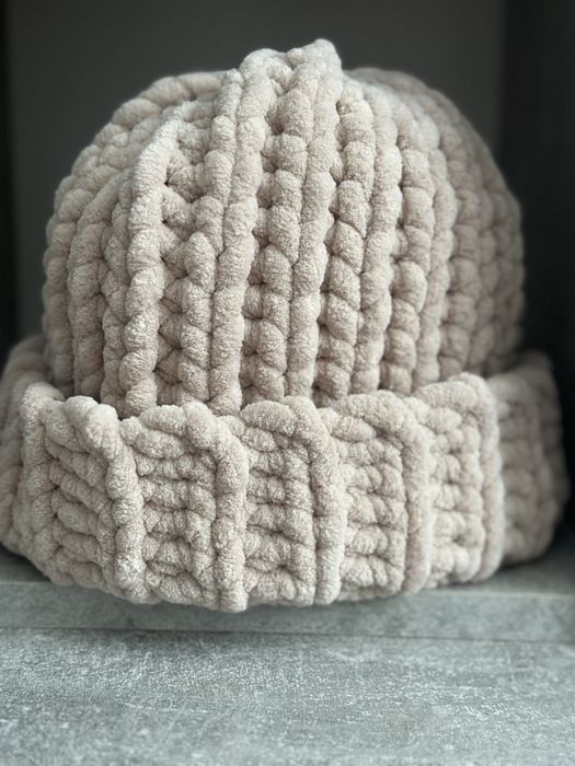 Шапка ручної роботи