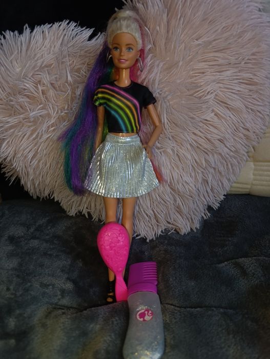Lalka Barbie błyszcząca tęczowa