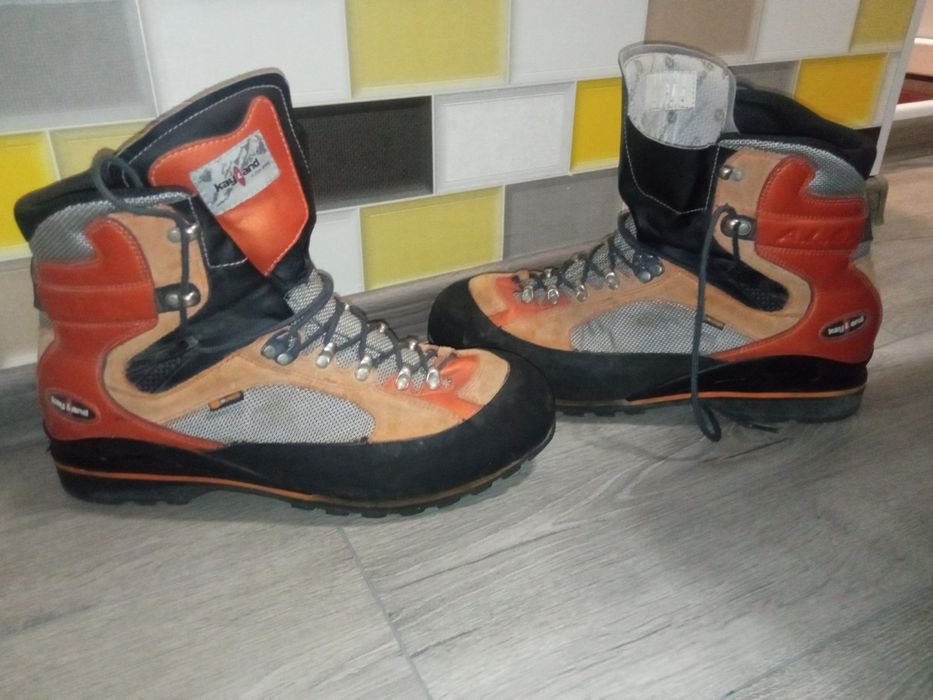 Берці туристичні(45розмір)