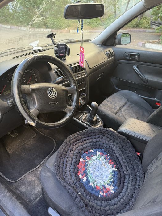 Продам Volkswagen Golf 4