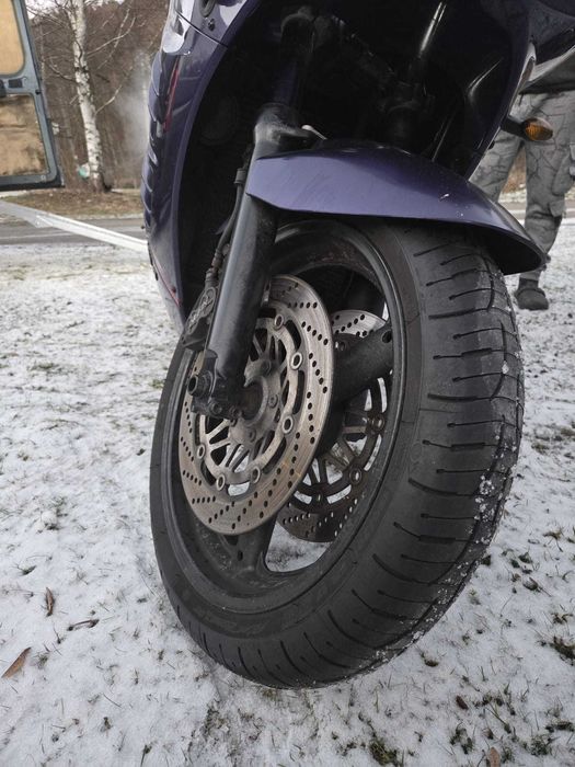 Suzuki RF 900 R sprowadzony z Niemiec