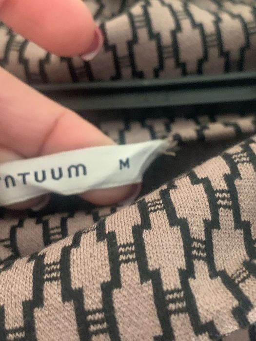 Elegancka Sukienka Tatuum
