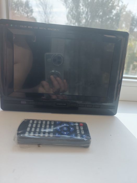 Портативный ТВ/монитор