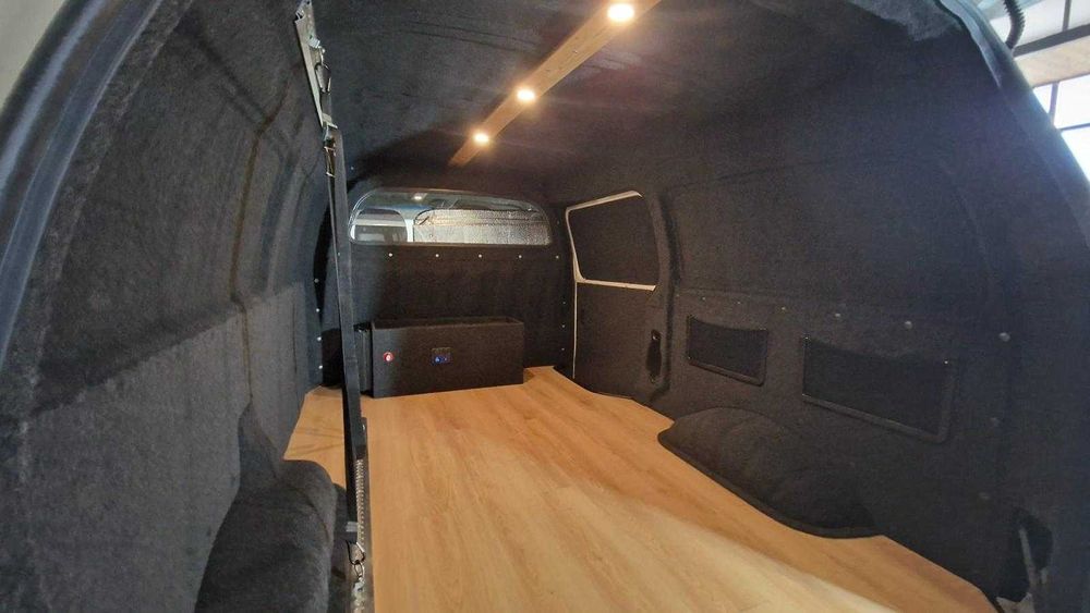 Comercial Convertida em Camper Hyundai H1.
