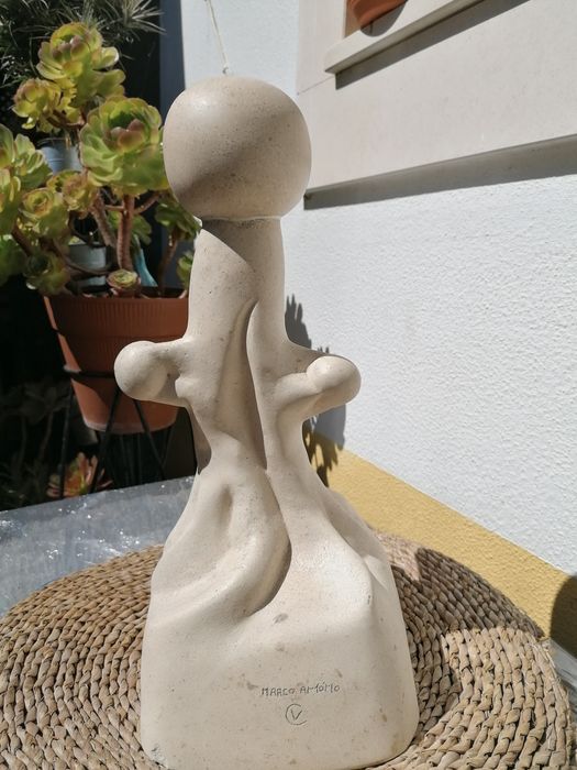 Peça única em pedra calçada portuguesa