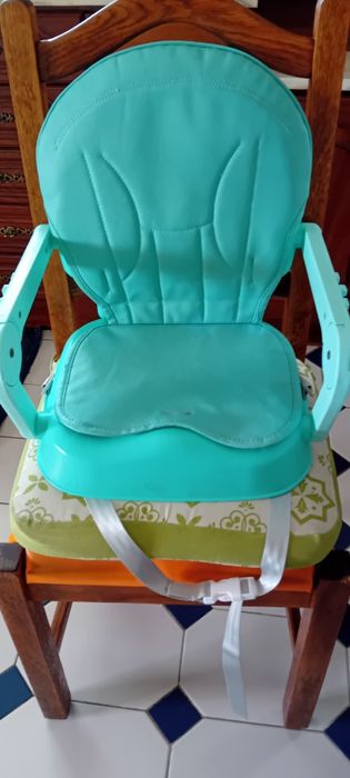 Cadeira criança para sentar ha mesa
