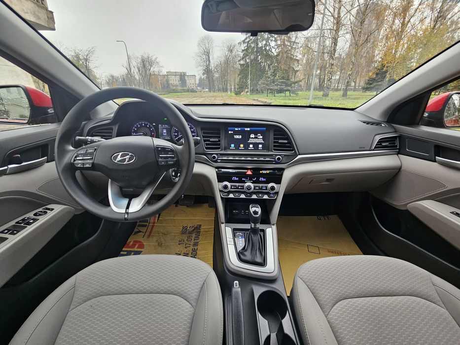 Продам Hyonday Elantra 2.0 Автомат