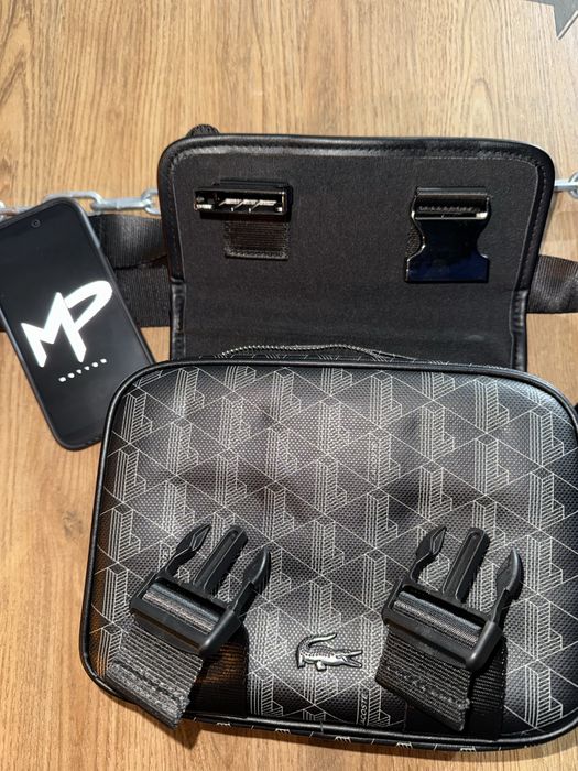 Bolsa lacoste nova