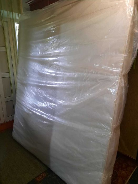 Продам б/у матрас 180*200