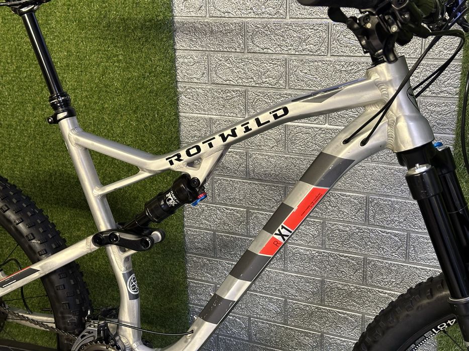 Велосипед двухпідвіс Rotwild X1