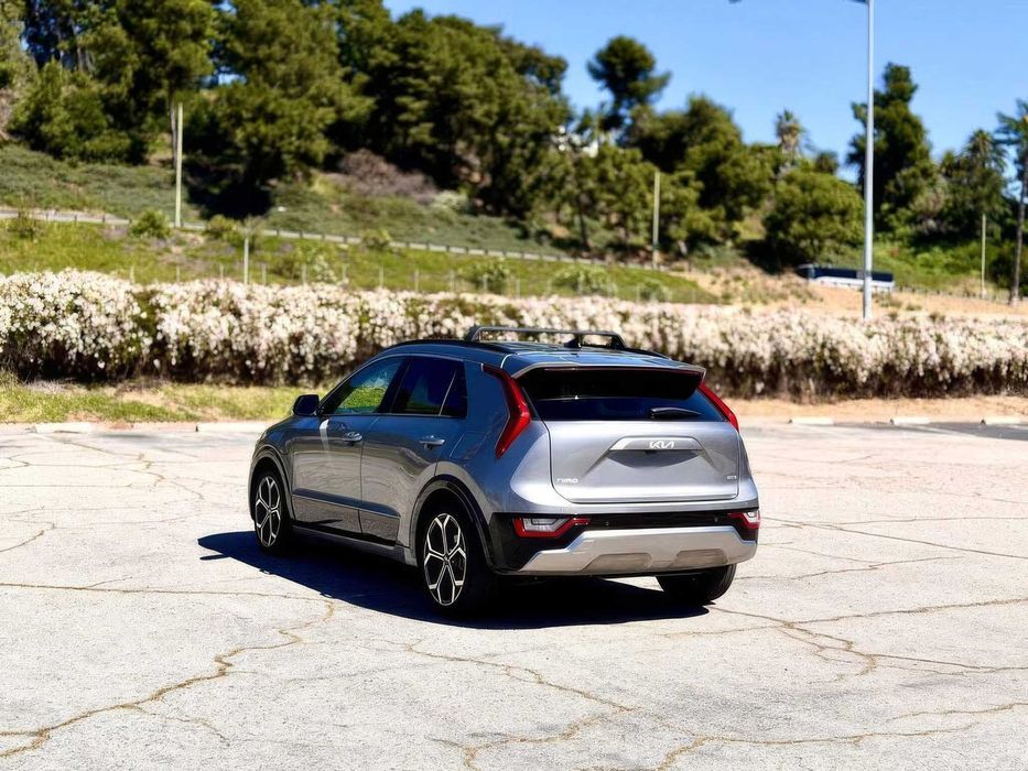 Kia Niro Ex      2023