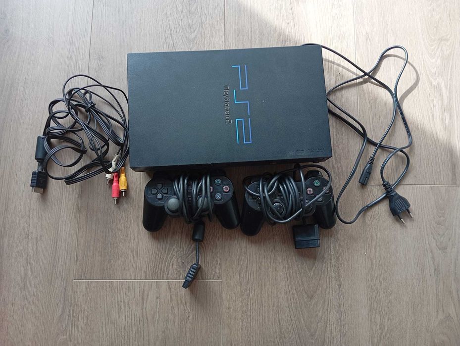 PlayStation 2 Fat,  comandos originais, 9 jogos