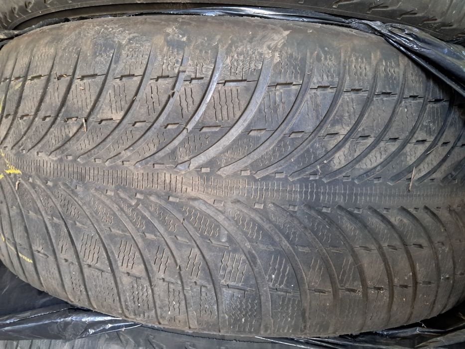 Продам зимові шини 255/50 R19