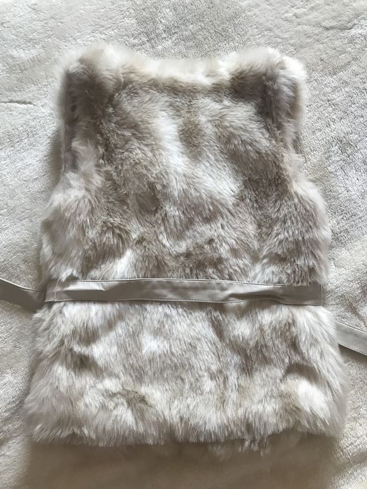 Colete de pelos menina