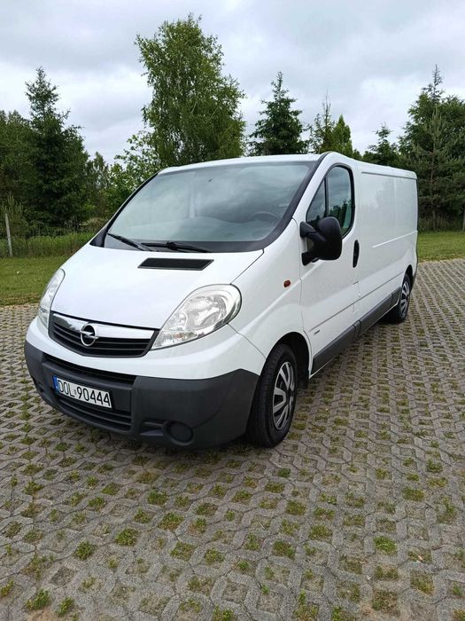Opel vivaro 2011