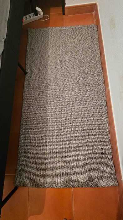 Tapete Ikea em Excelente estado de Conservação - Como   Novo