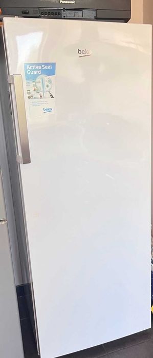 Морозильна камера BEKO