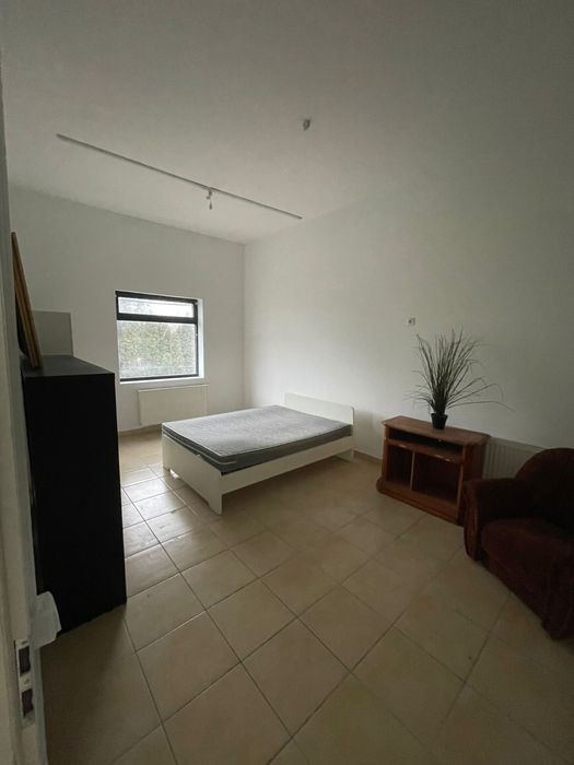 Duże Pokoje hotel kameralnie Mroków Rejonowa 44 Aleja Krakowska