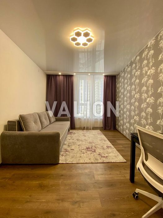 Продаж 3к квартири Подільський р-н Івана Виговського 10Е