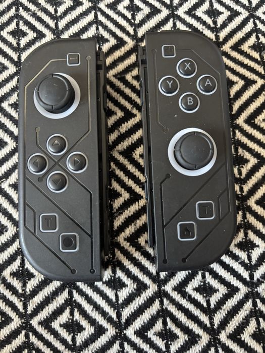 Bezprzewodowe kontrolery (gamepady) typu Joy-Con