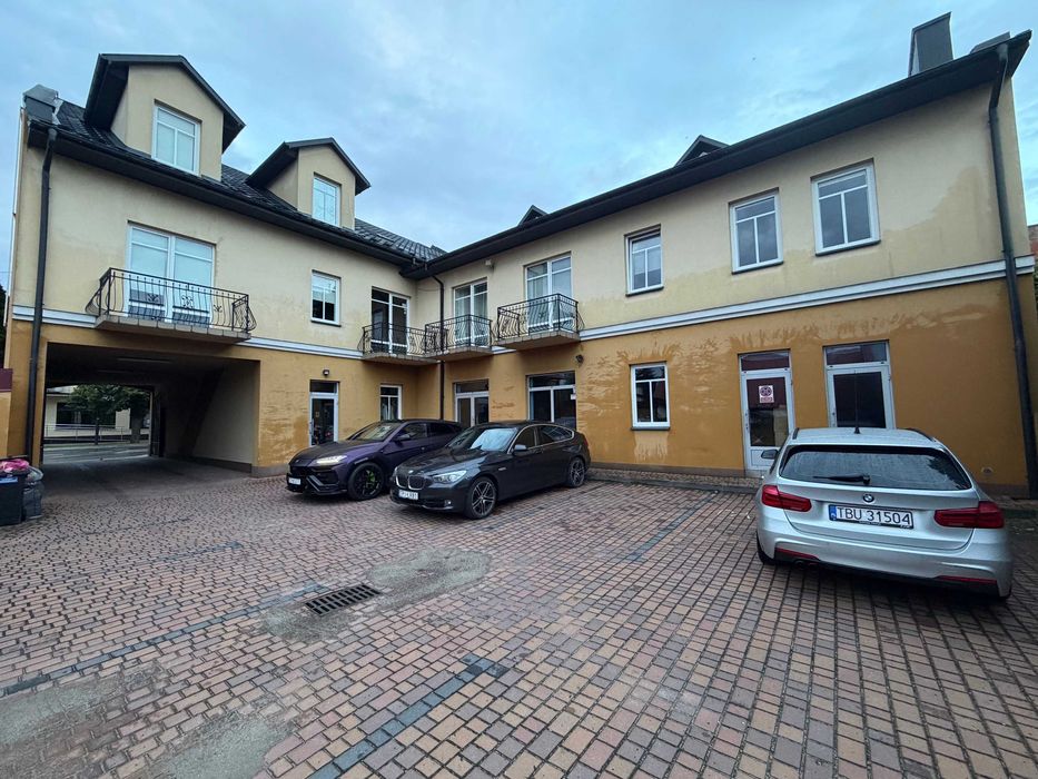 Do Wynajęcia Prestiżowy Lokal 220 m2 Centrum Buska Główna Ulica Witryny  Parking Parter