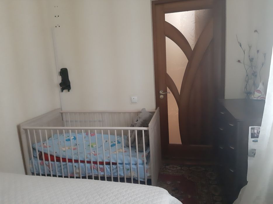 Дом-2 комн.разд. 77 м.кв. 2009 г. в/у, ремонт,6 Слободская -Погранична