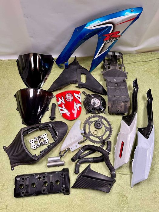 Пластик GSXR600/750