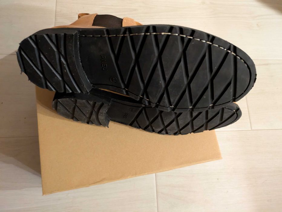 Botas Chelsea pele 44