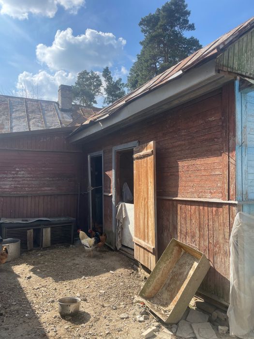 Хата під матеріали