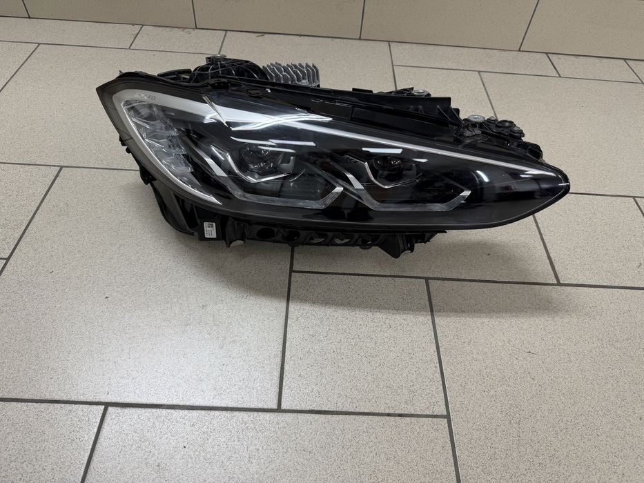 BMW i4 4 g26 g22 g23 фара права америка USA бмв г26 лед