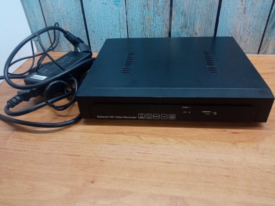 Rejestrator NVR N6100-8EL 8CH + HDD Hitachi 1TB + zasilacz 12V