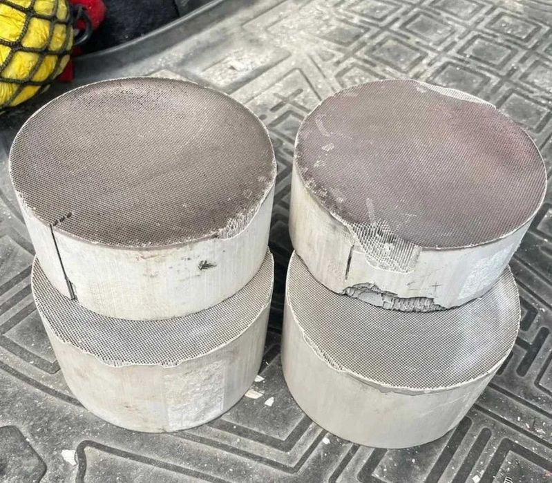 Прийом каталізаторів продати куплю, здати сдать, катализатор Дніпро