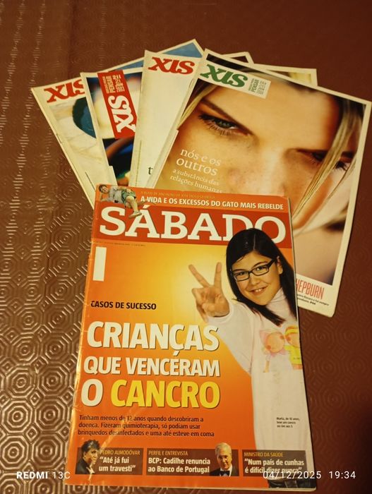 Revistas XIS e Sábado