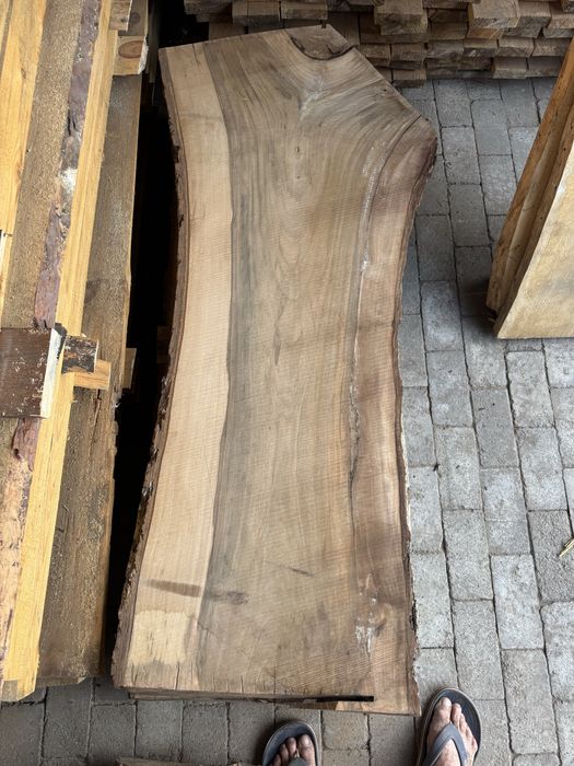 Продам слебы доска необрезная дуб, ясень, орех, акация