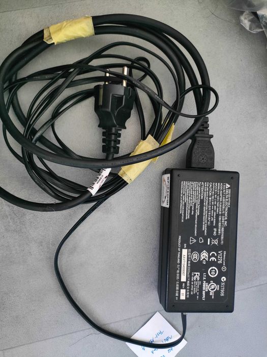 Zasilacz PoE Delta TADP-19AB A 38V 420mA do telefonów VoIP IP + Kable