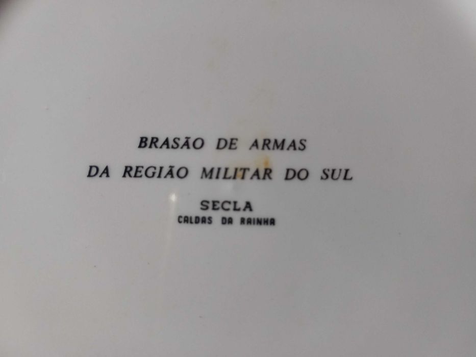Militaria - Pratos brasão de armas fabrico da extinta fábrica Secla