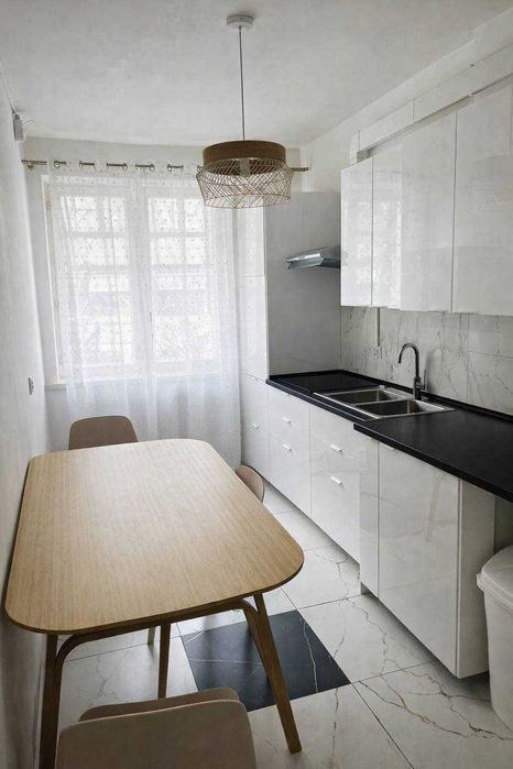 750 злотых в месяц Хостел Hostel Говорим по-русски , по-украински