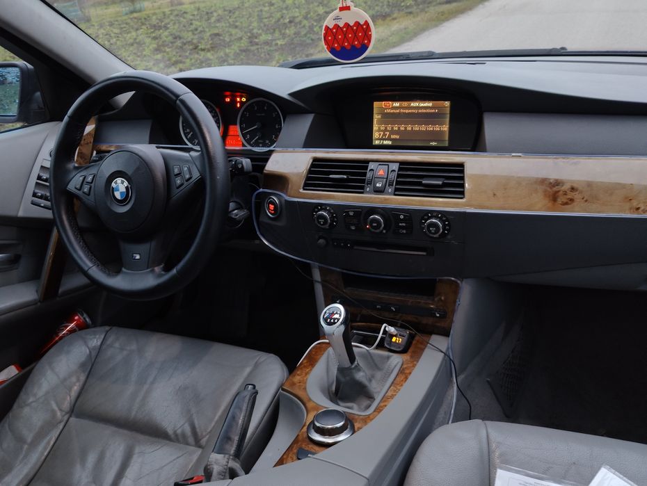 BMW E60 540i manual m pakiet rwd 306km