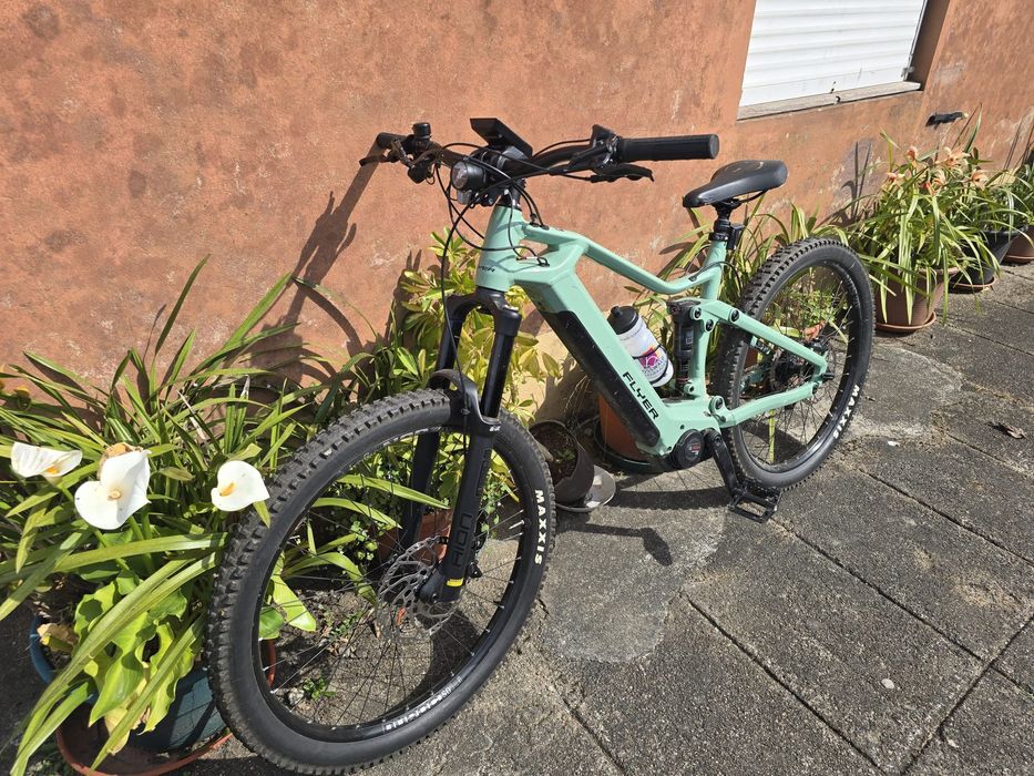 Bicicleta eletrica Flyer uproc 3