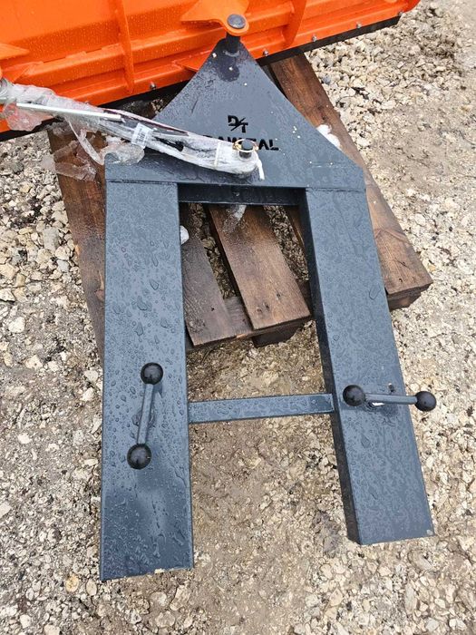 Nowy pług do śniegu na wózek widłowy wytrzymały mocny 1.5 m DOWÓZ