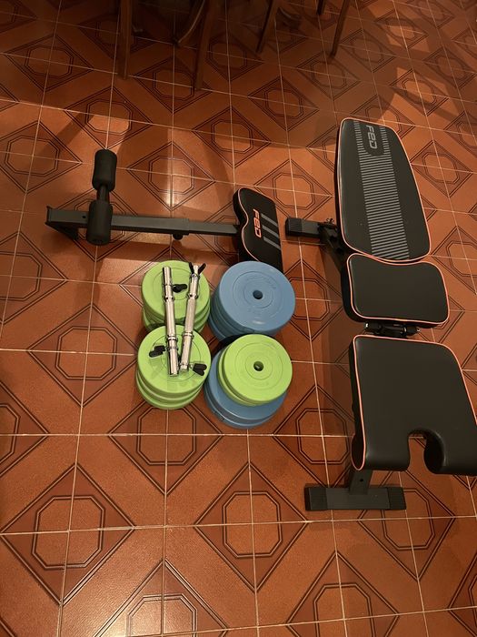 Multi-Function Bench with Weights and Two Bars64176337099906122