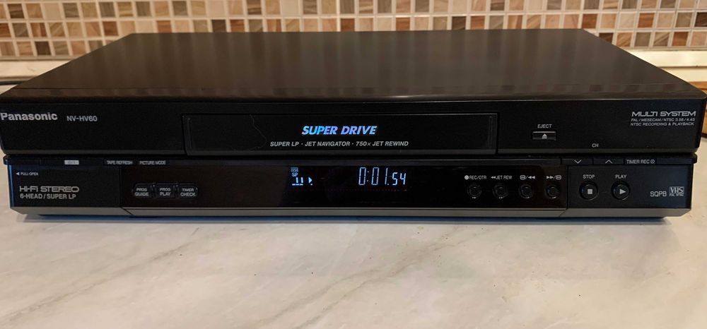 Видеомагнитофон Panasonic NV-HV60 — VHS . Hi-Fi 6 головок.
